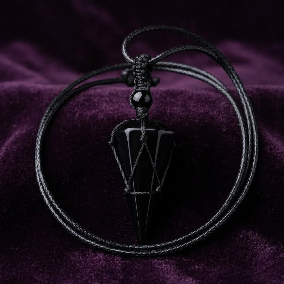 Collar de Obsidiana Natural con Piedra Negra – Cuerda Ajustable – Uso Diario